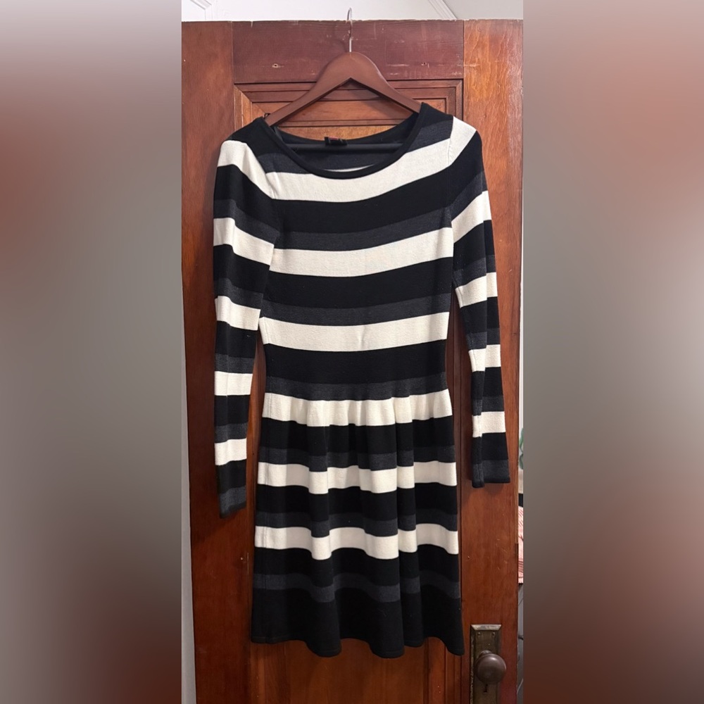 Vince Camuto Black and White Striped Long-Sleeve Fit & Flare Dress